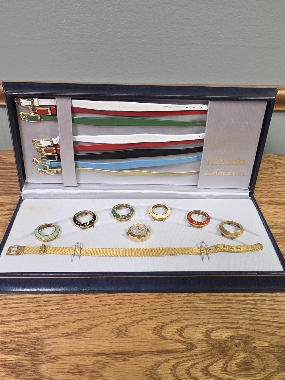 Interchangeable Gold Watch with Multicolor Bezels and Straps